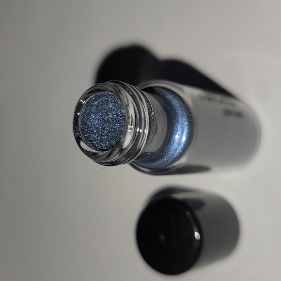 MAC COSMETICS PIGMENT VIAL - Picture 3 of 3